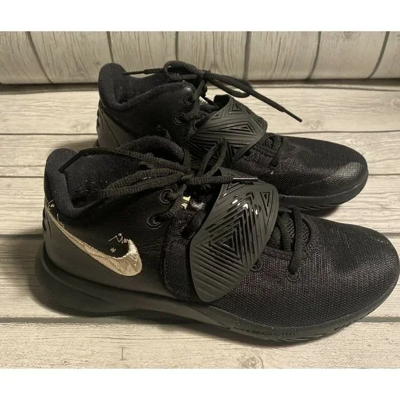 Nike | Shoes | Nike Kyrie Flytrap 3 Black Metallic Gold Mens  display picture 1